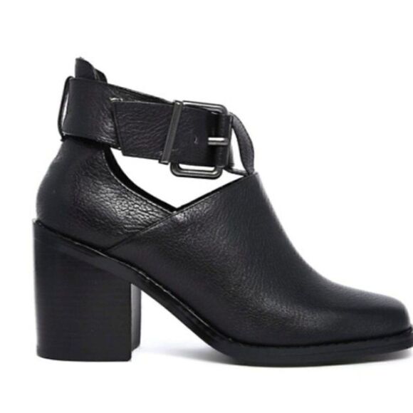 Shelly's London Reversible Adjustable Buckle Strap Block Heel Leather Booties - Picture 1 of 16